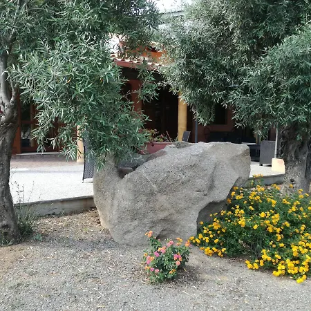 Sumindulau Bed & Breakfast 3*